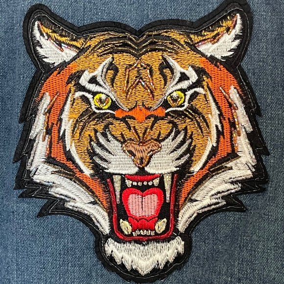 Boom Boom Jeans Women's Small Los Angeles Denim Jacket Tiger Embroidered/Patch - Picture 4 of 7